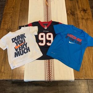 3 Toddler boys Nike shirts!